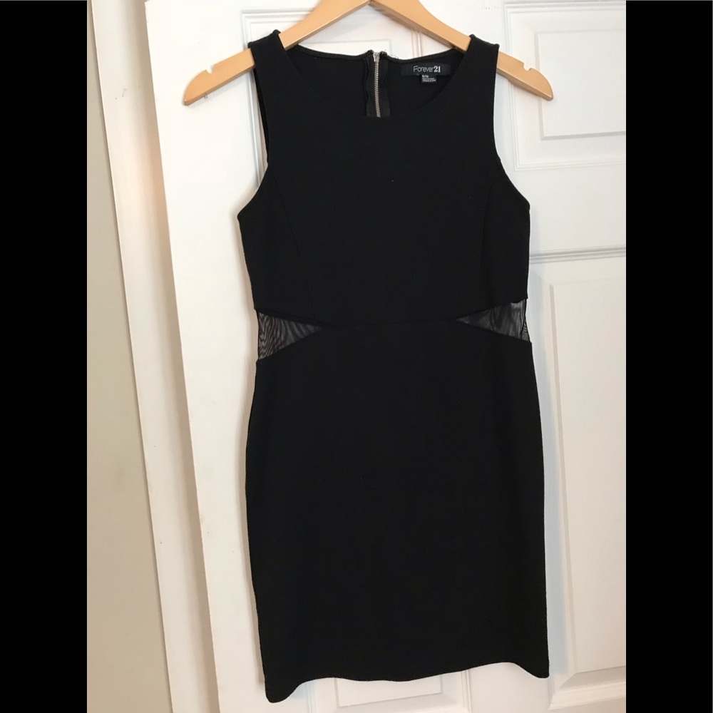 SOLD: Little Black Dress 🖤